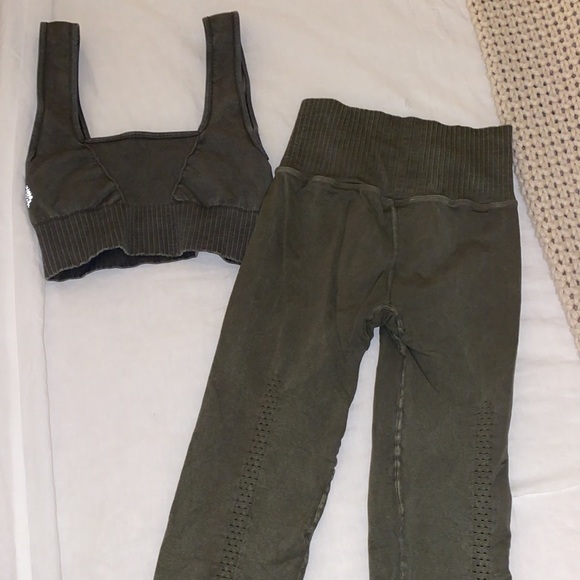 Free People Good Karma Set (Sold Together) - Picture 4 of 7